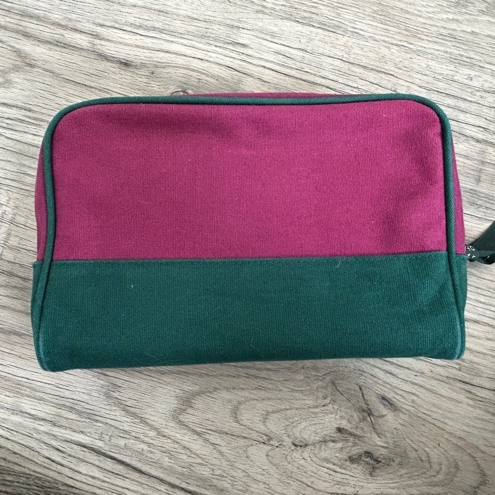 Barney's New‎ York Cosmetic Bag